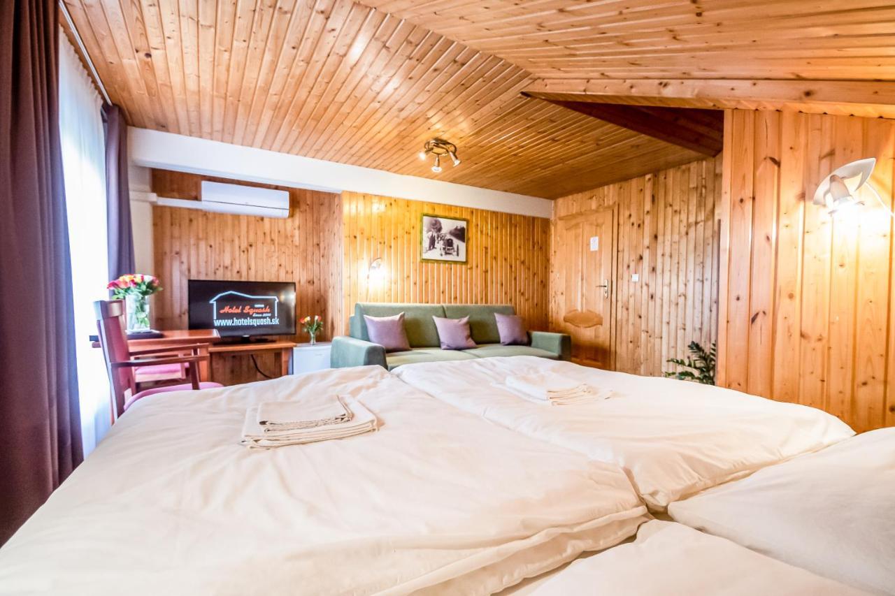 Hotel Squash Centrum Prievidza Extérieur photo